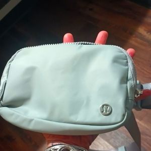 Lululemon fanny pack